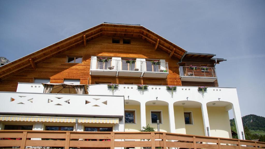 Garni Haus Valentin B&B - Housity