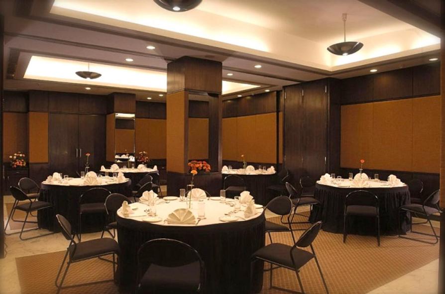 Restaurace v ubytování Savoy Suites Noida