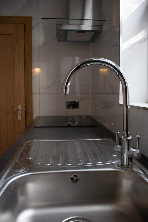 Burren London Hotel - Resim 5