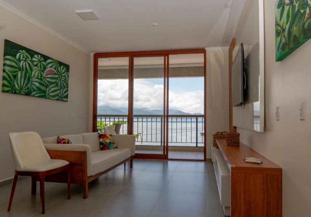  APARTAMENTO DE FRENTE PARA O MAR NA ORLA DO ITAGUA 02