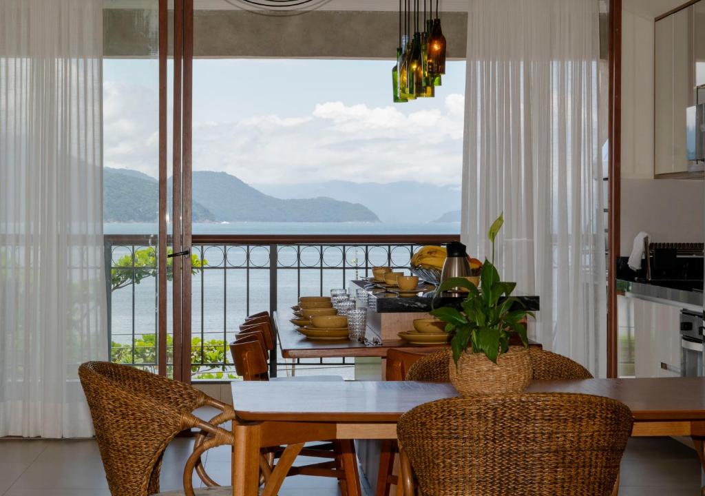  Apartamento de frente para o mar no itagua 03