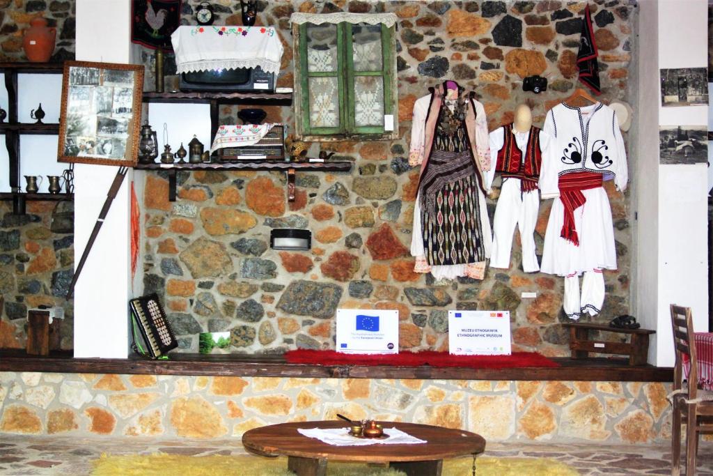Fotografie z fotogalerie ubytování Sofra E Shpatit v destinaci Elbasan