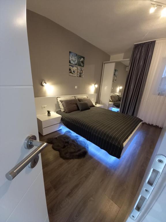 Posteľ alebo postele v izbe v ubytovaní Premier House by RD Group