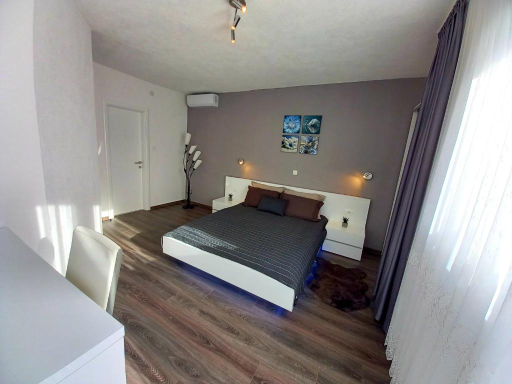 Premier House by RD Group - 3