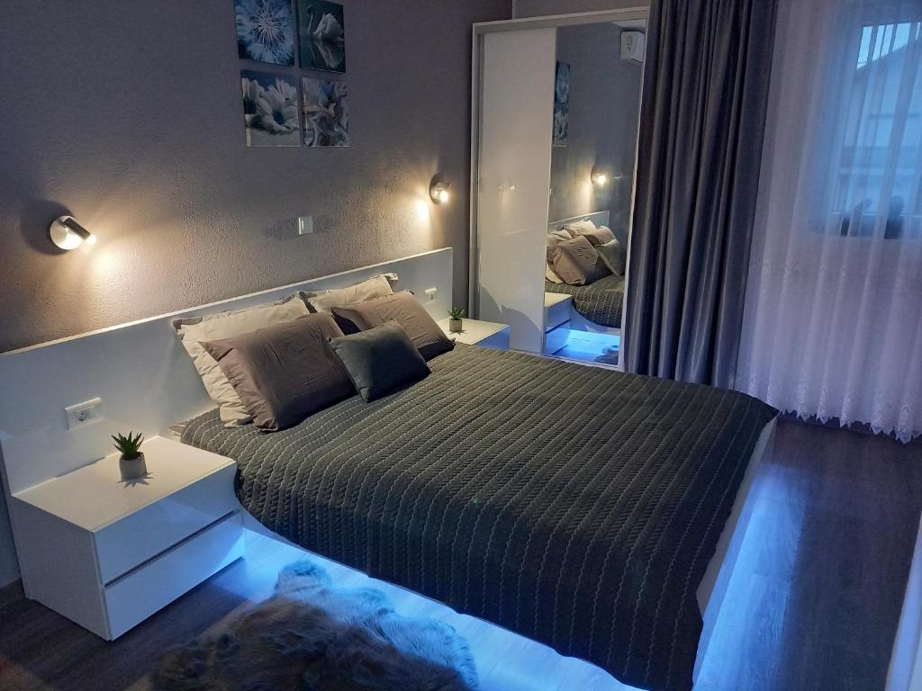 Posteľ alebo postele v izbe v ubytovaní Premier House by RD Group