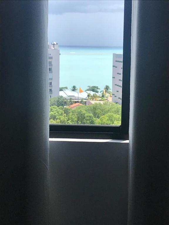  Apartamento novo e requintado próximo à orla de Ponta Verde - Vista para o mar