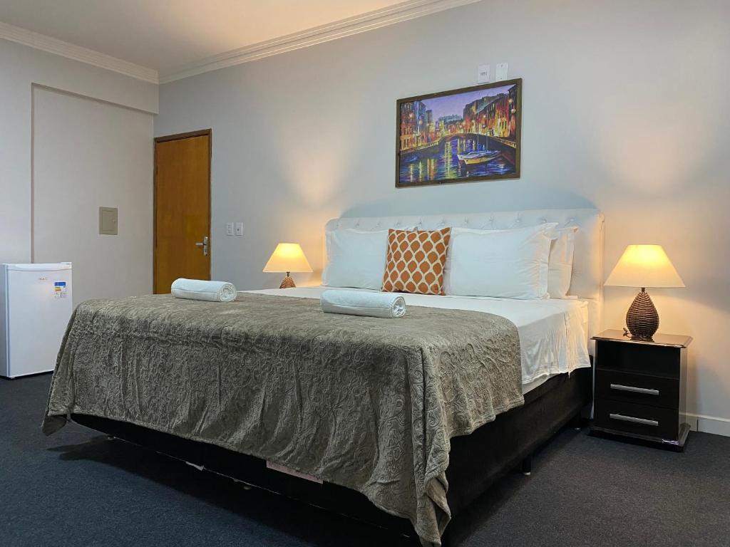  Quarto Luxo Silver