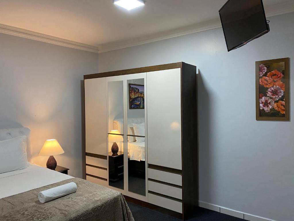  Quarto Luxo Silver