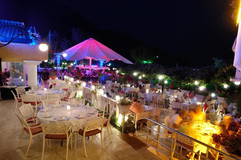 Restaurace v ubytování Belcekiz Beach Club - All Inclusive