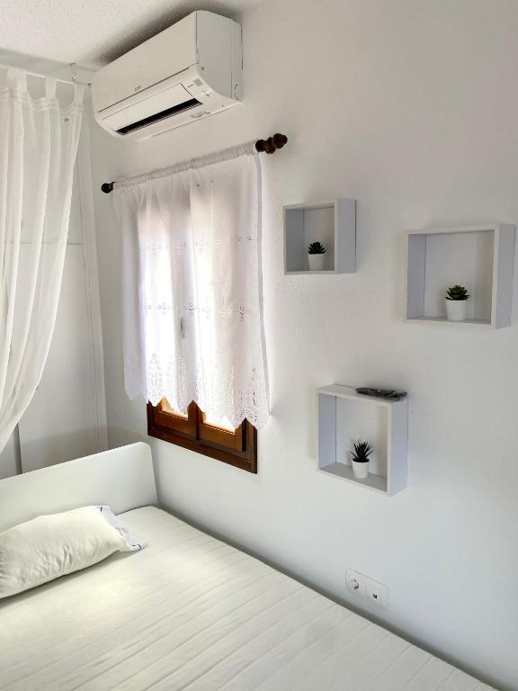 Postel nebo postele na pokoji v ubytování Lion House I