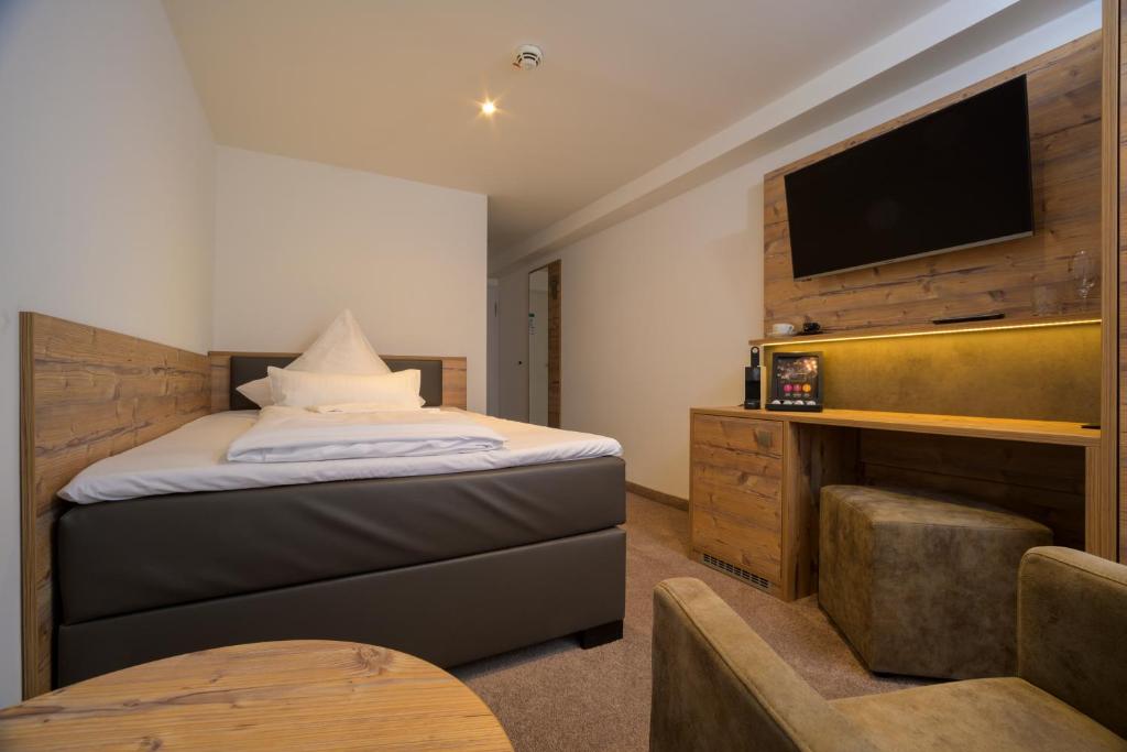 Landhotel Jagdschlösschen - Deluxe Single Room