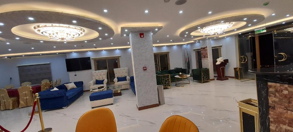 TV a/nebo společenská místnost v ubytování Venus Hotel