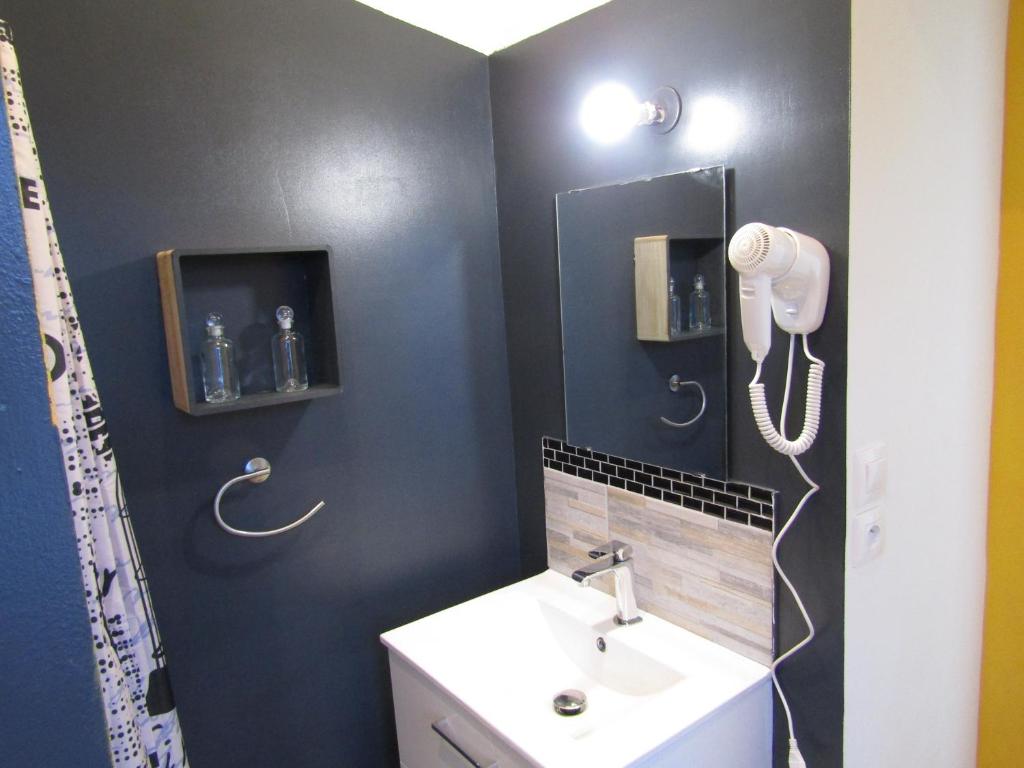 Chambre d'hôtes Au Nid du Thil - Habitación Doble Con Baño Privado