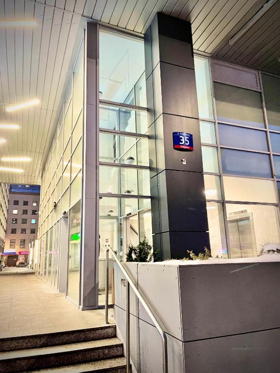 Fotografia z galérie ubytovania Super Apartament BLUE Ścisłe Centrum Dwie Linie Metra Netflix WiFi 300 Mbs Panorama Miasta vo Varšave