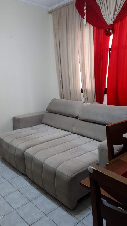  Apto até 6 pessoas na Praia Grande com Wi-Fi