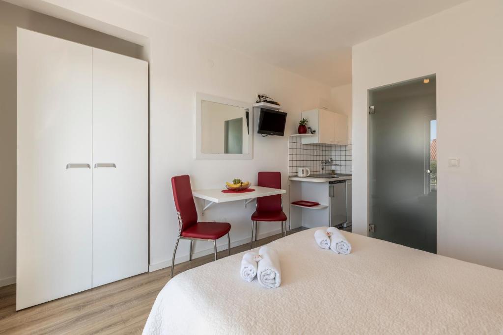 Kuchyňa alebo kuchynka v ubytovaní Hvar De Luxe Apartments