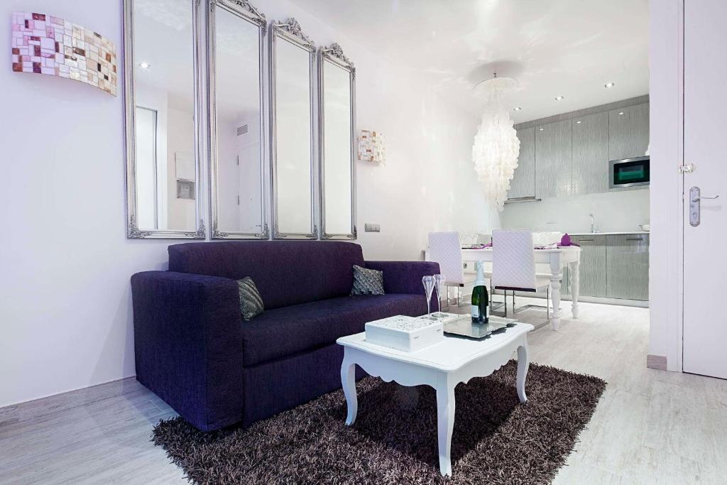 Romantic Barcelona Apartment - Studio