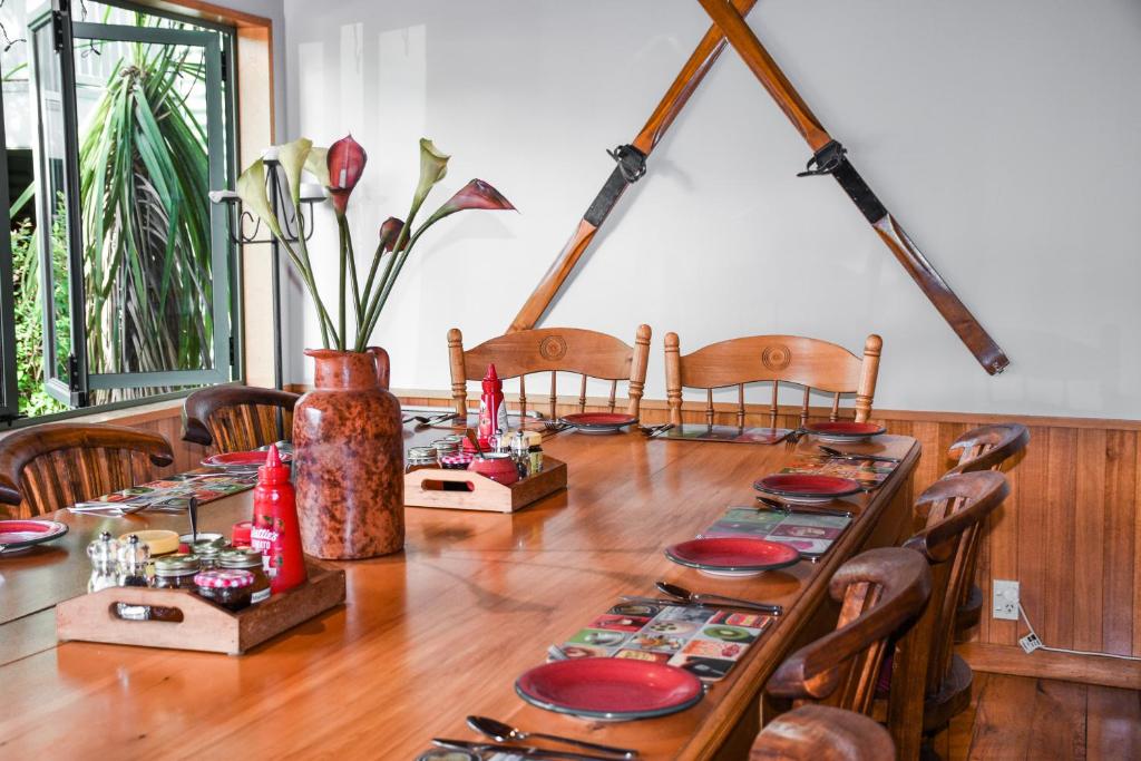 Te Wanaka Lodge - Resim 8