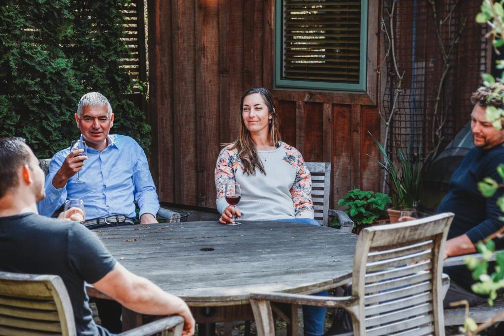 Te Wanaka Lodge - Resim 24