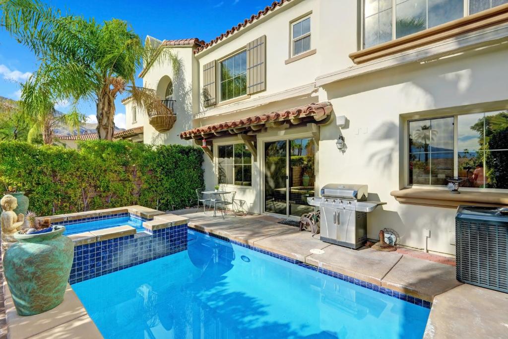 Vacation Home Tierra Hermosa Recreo by Oranj Palm, Palm Springs, CA