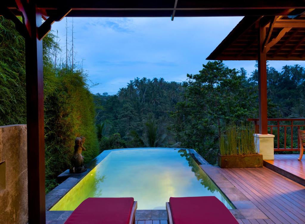 Bazén v ubytování Jannata Resort and Spa nebo v jeho okolí