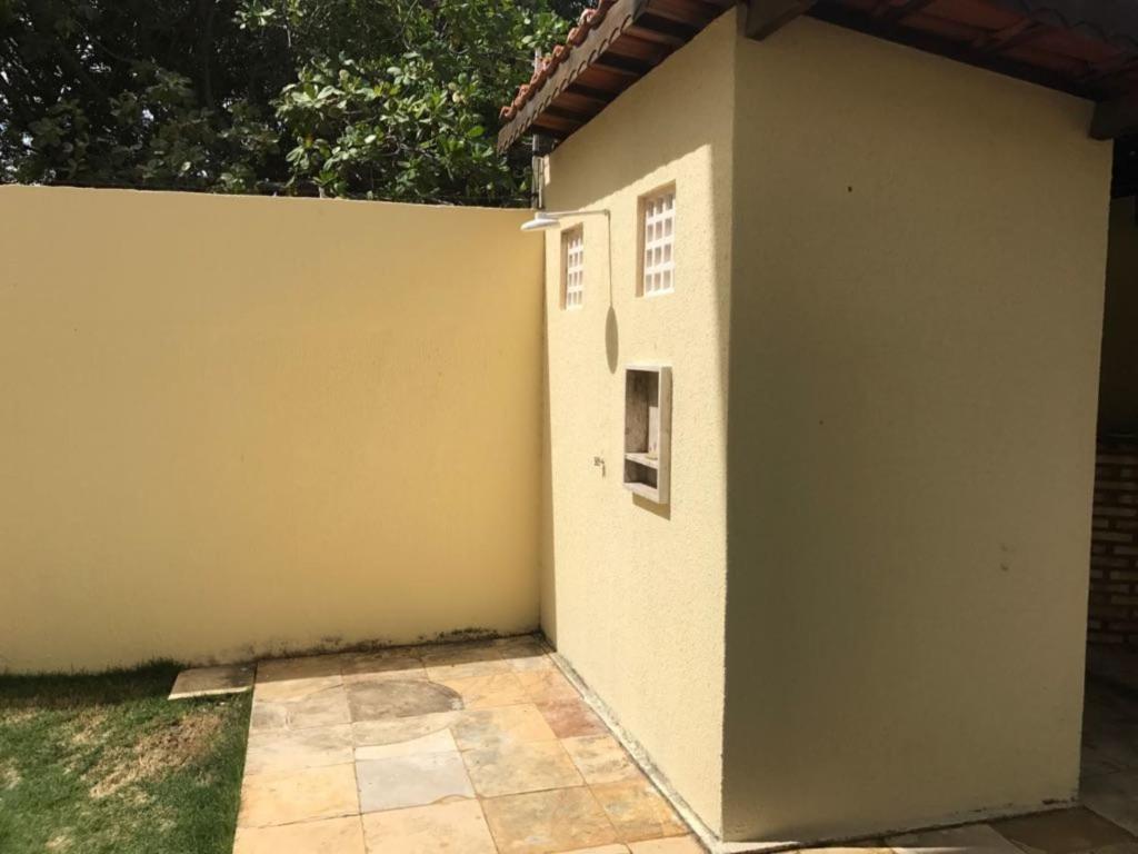  CASA COM PISCINA EM CAUCAIA