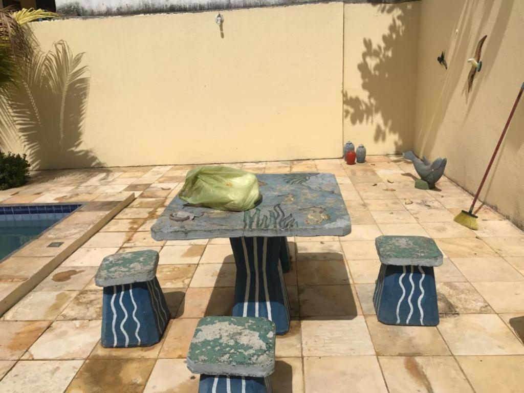  CASA COM PISCINA EM CAUCAIA