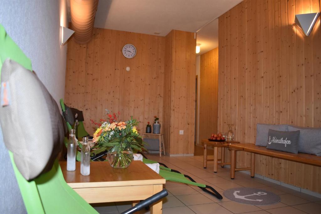 Posezení v ubytování Hotel Bünda Davos
