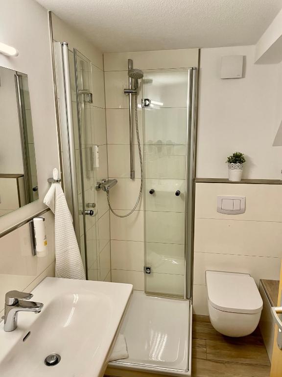 Gasthof Scharfe Kurve - Deluxe Double Or Twin Room