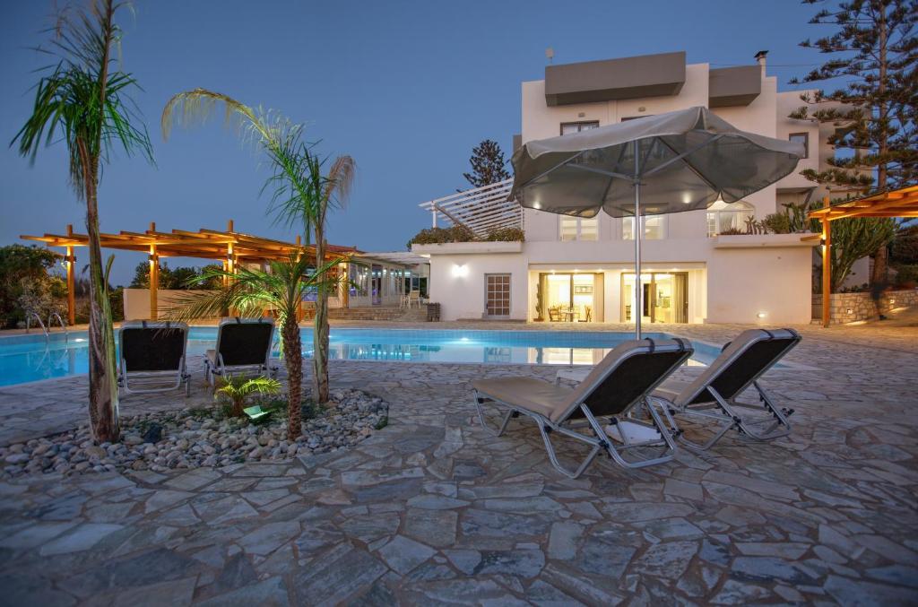 Oasis Beach Hotel
