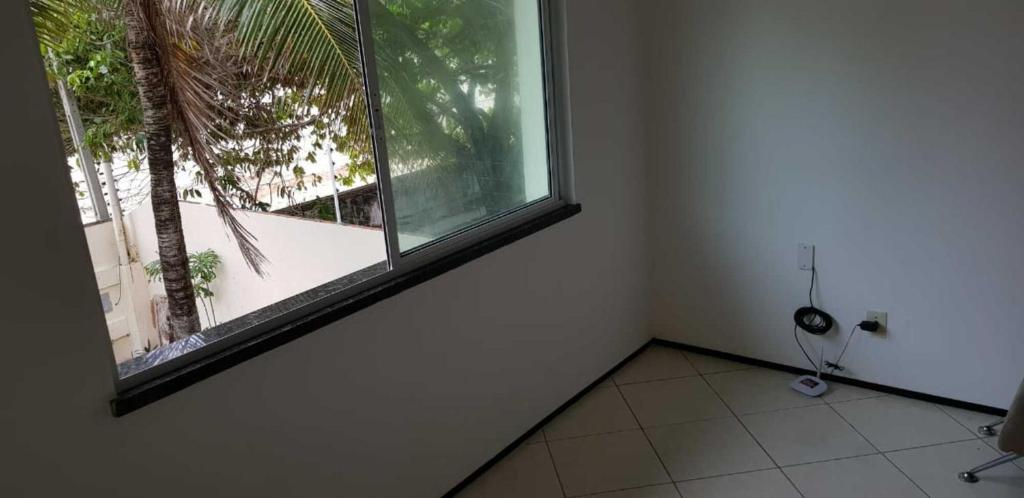  CASA COM PISCINA EM CAUCAIA