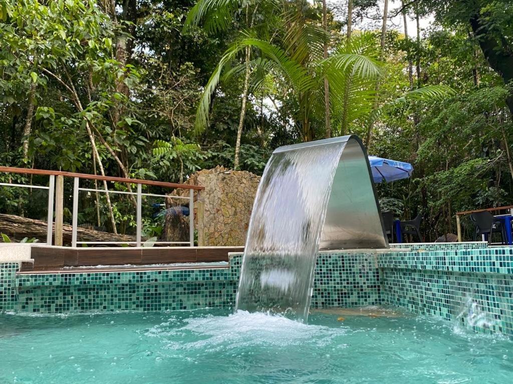  ReservAmazon Forest Hotel