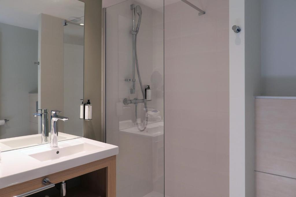 Hôtel Akena Troyes - La Chapelle St-Luc - 6