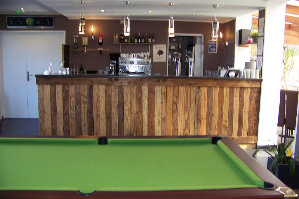 Lounge nebo bar v ubytování Hotel Bal