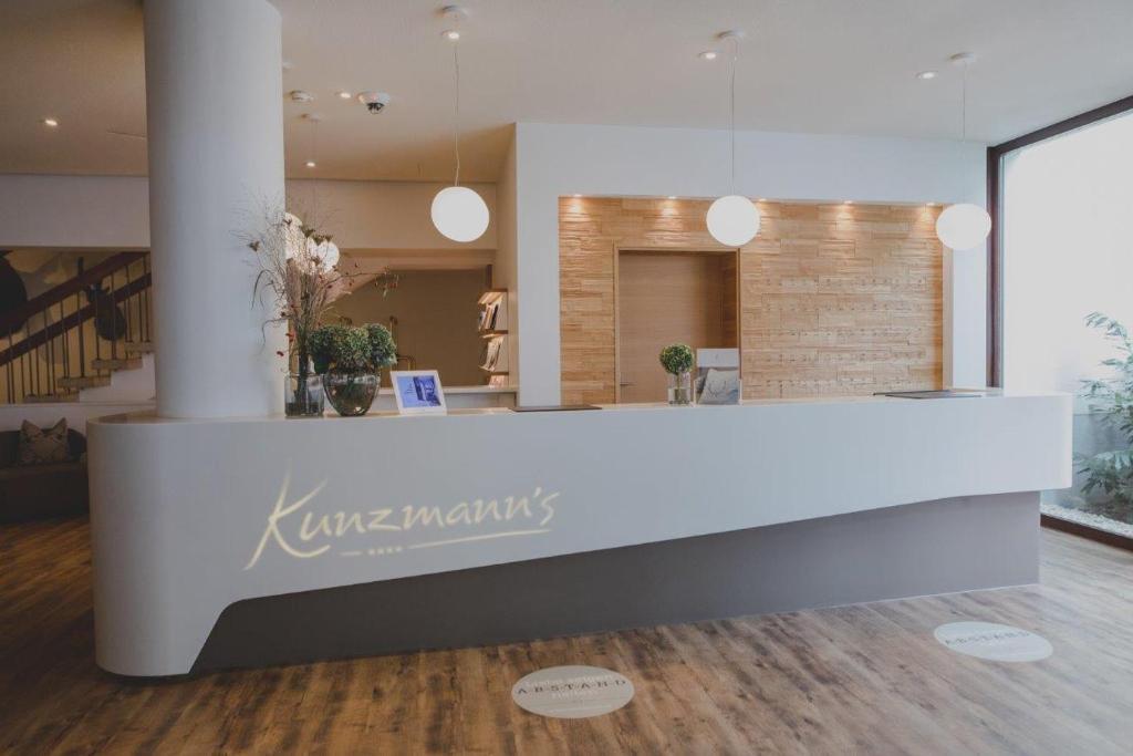 Fuajee või vastuvõtt majutusasutuses Kunzmann's Hotel | Spa