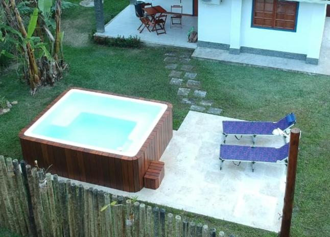 Bazén v ubytování A Casinha Lumiar nebo v jeho okolí