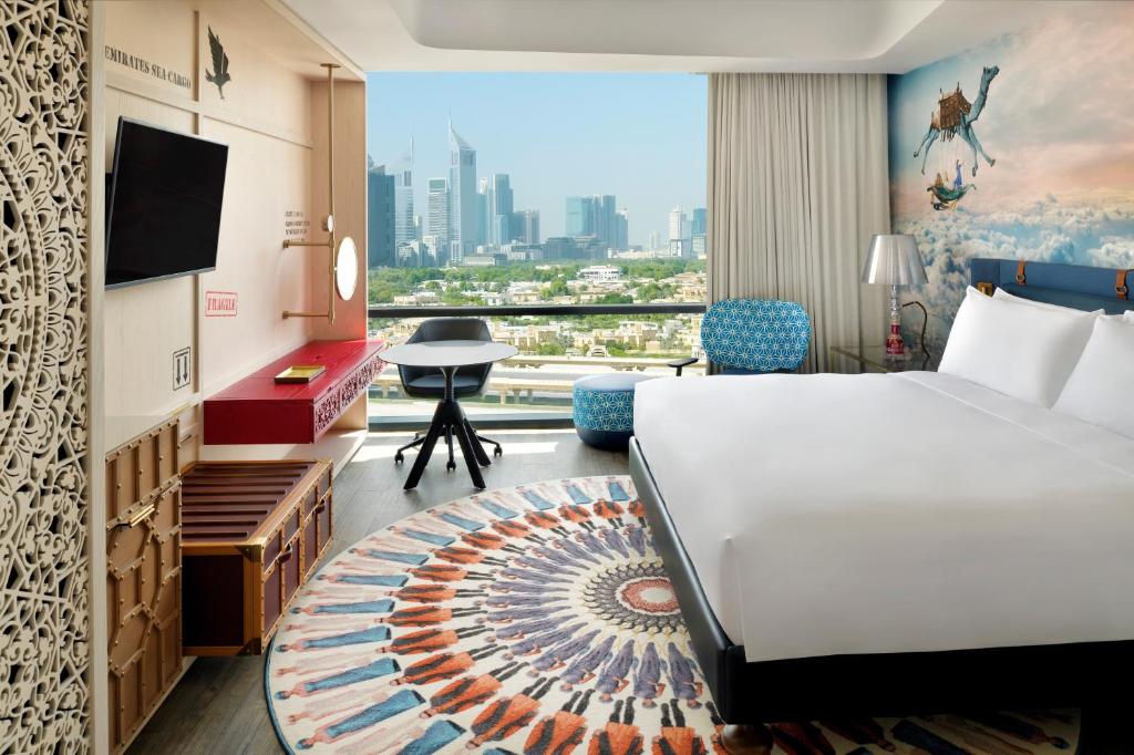 Postel nebo postele na pokoji v ubytování Hotel Indigo Dubai Downtown by IHG