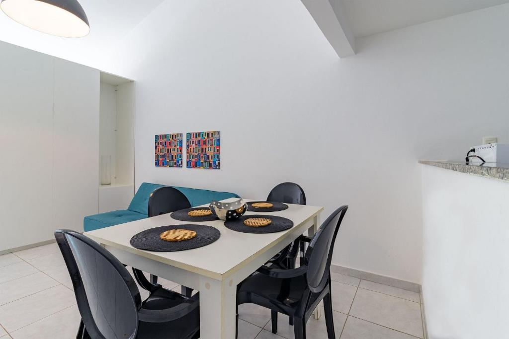  Fit with pool view at Aquazul Flat by Carpediem