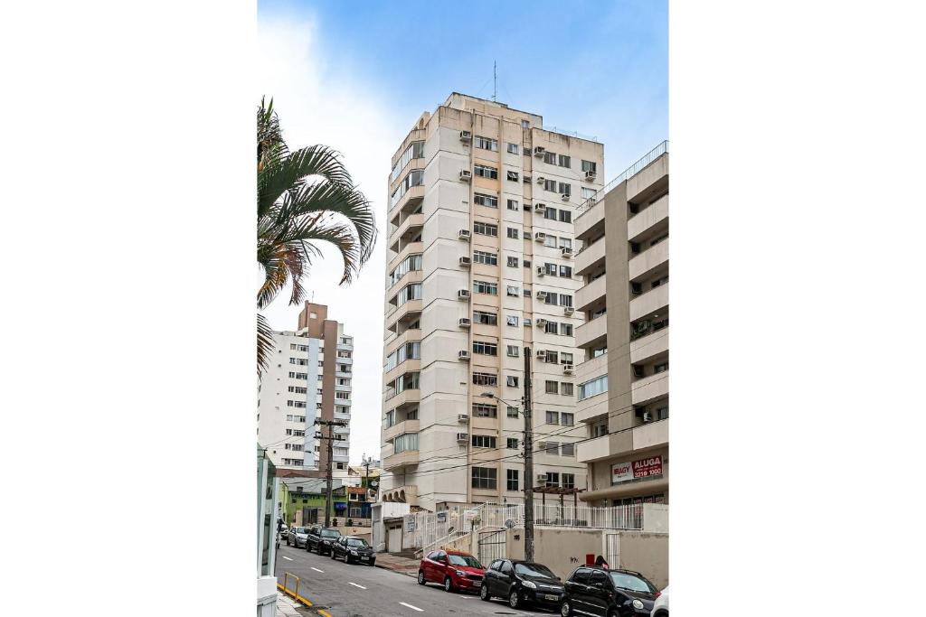  Apartamento Moderno e Aconchegante com ótima Localização CA19I