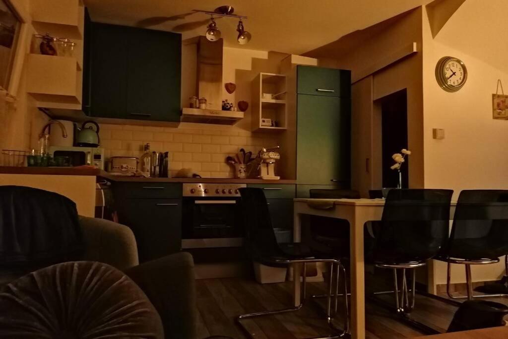 Kuchyňa alebo kuchynka v ubytovaní Éva Háza Nyugalom/Pihenés/Relax