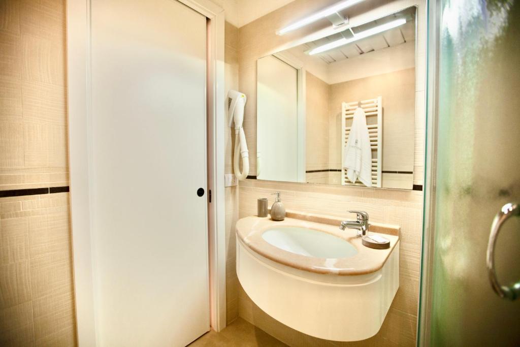 Koupelna v ubytování Hotel Maestri