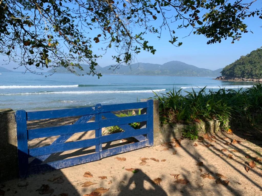  Casa pé na areia - Praia do Lázaro