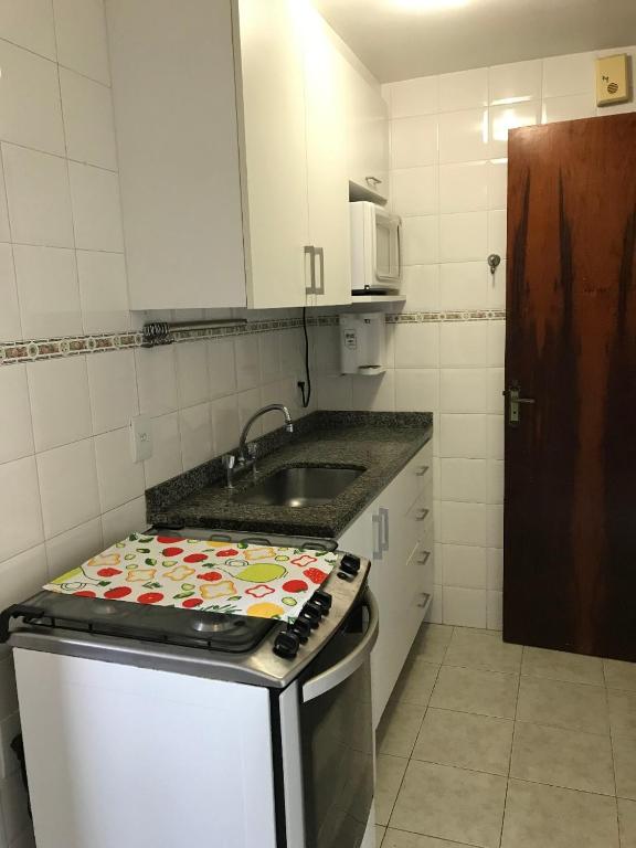  Apartamento Mobiliado no RECREIO Posto 9