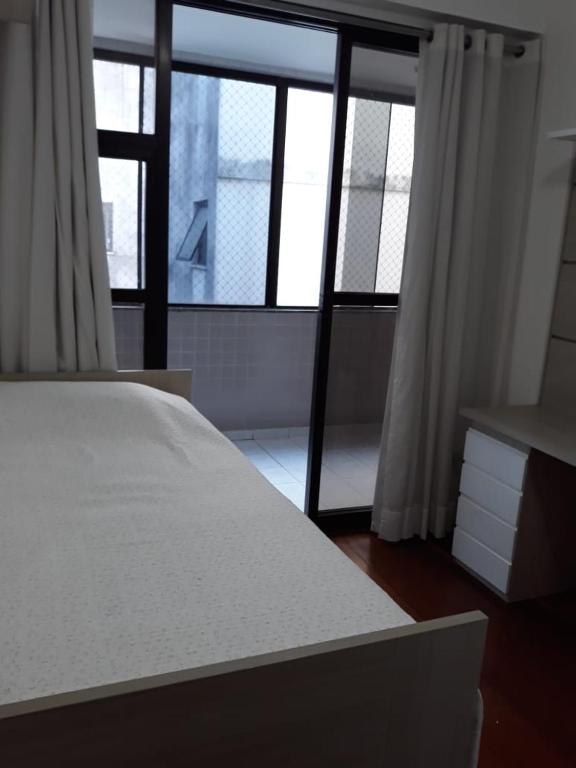  Apartamento Mobiliado no RECREIO Posto 9