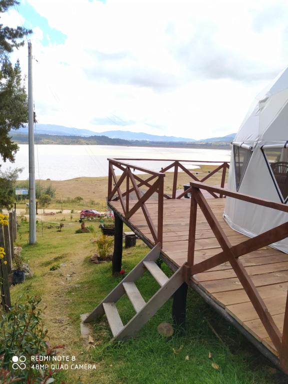 Příroda nedaleko luxury tent