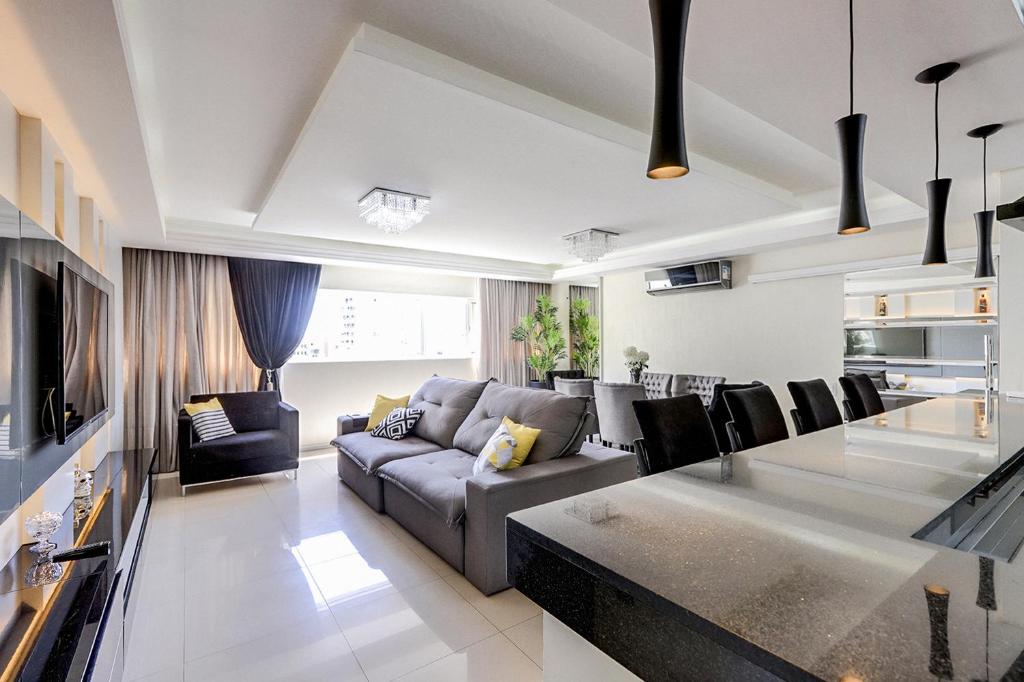 Apartamento Alto Padrão - Balneário Camboriú