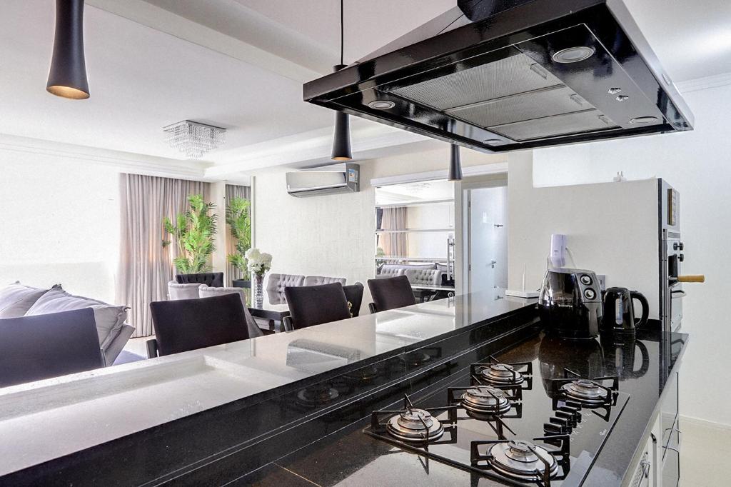  Apartamento Alto Padrão - Balneário Camboriú