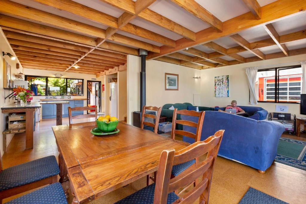 Raglan Backpackers - Resim 17