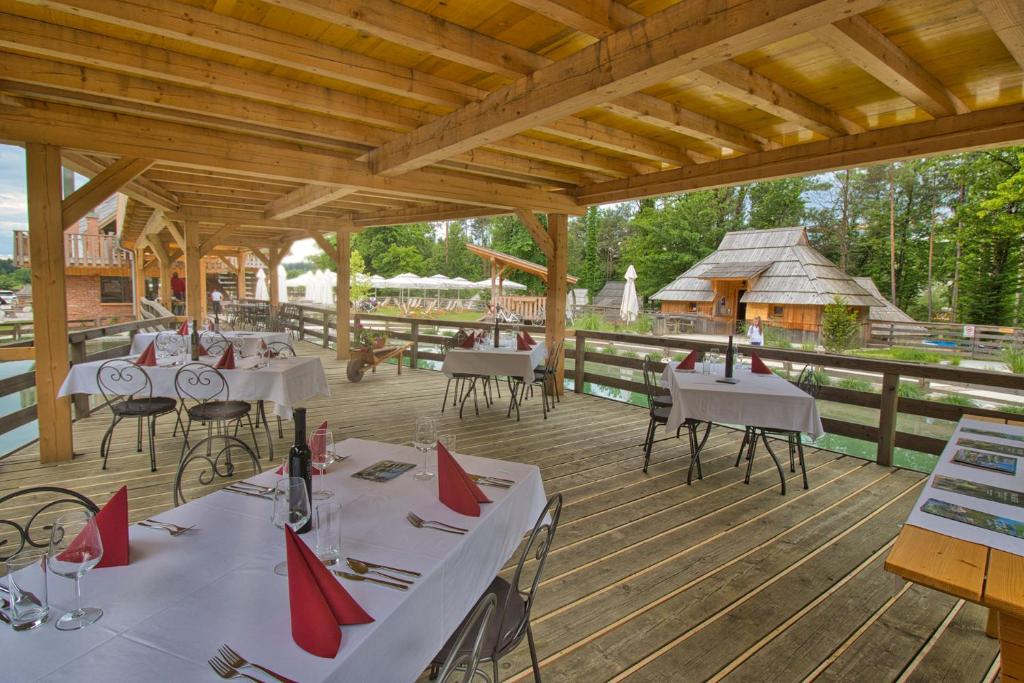 Restaurace v ubytování Slovenia Eco resort