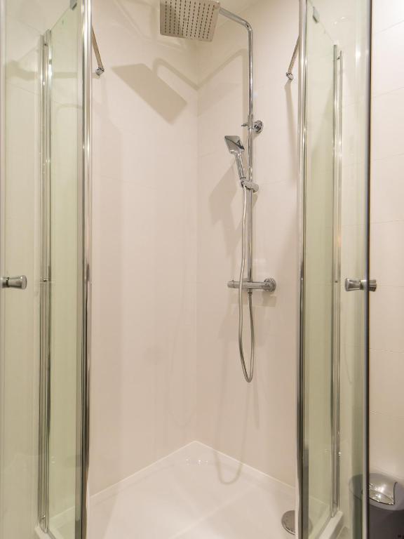 Kúpeľňa v ubytovaní ApartmentyPrzyMorzu Ogrody